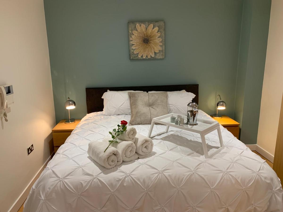 Modern, City Centre, Studio Apartment With Free Wifi, Gym Access, Netflix - West One Sheffield Eksteriør bilde